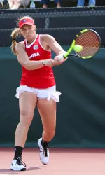 Kennedy Shaffer, ranked 78th in the ITA singles poll, defeated previously-unbeaten Pleun Burgmans in straight sets.