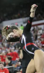 Mary Beth Box performs her floor routine.