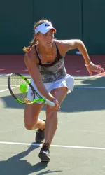 Caroline Brinson won her singles match 6-1, 6-1 against Luise Intert.