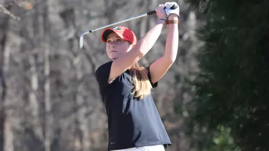 Junior Kelsey KurnettJunior Kelsey Kurnett