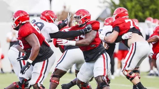 Georgia offensive lineman Justin Shaffer (54) during the Bulldogs’ practice session in Athens, Ga., on Wednesday, Oct. 21, 2020. (Photo by Tony Walsh)