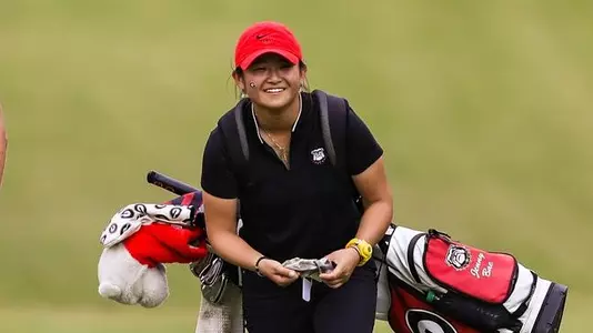 Georgia assistant coach Mimi Burke, Georgia golfer Jenny Bae during the final day of the Liz Murphey Fall Collegiate Classic at the UGA Golf Course in Athens, Ga., on Sat., Nov. 8, 2020. (Photo by Chamberlain Smith)