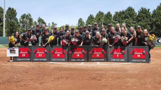 Softball Senior Day 2021