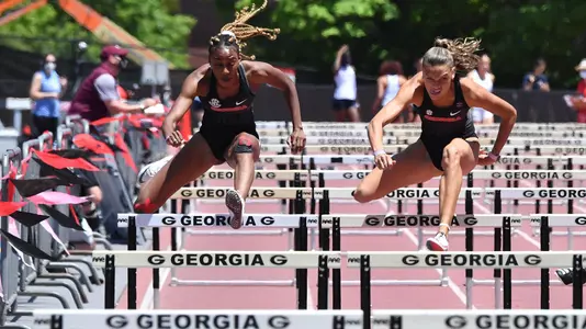 Asya Reynolds, Anna Hall