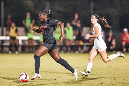 Georgia forward Danielle Lewin (20) during a match against Campbell University at Jack Turner Soccer Complex in Athens, Ga., on Thursday, Aug. 19, 2021. (Photo by Mackenzie Miles)