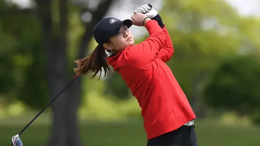 Jenny Bae competing in the 2021 NCAA Columbus Regional (photo by Tim Cowie).