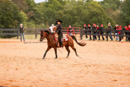 Georgia western rider Kendall Gill during a meet against Baylor at the UGA Equestrian Complex in Bishop, Ga., on Friday, Sept. 30, 2022. (Photo by Tony Walsh)