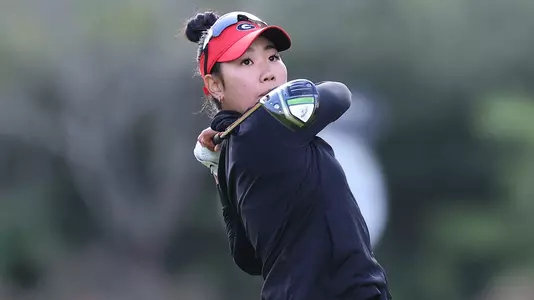 Jo Hua Hung competing in the 2022 SEC Championships.