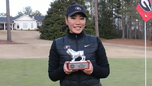 Jo Hua Hung after winning the 2023 Lady Bulldog Individual Championship.