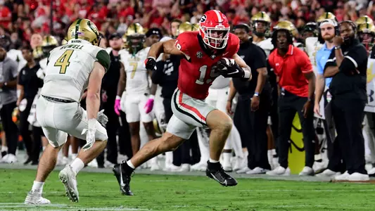 ATHENS, GA - SEPTEMBER 23: Georgia tight end Brock Bowers (19) during a game between UAB and University of Georgia at Sanford Stadium, a game won by Georgia, 49-21. Photo credit Perry McIntyre/UGA Sports Communications.
