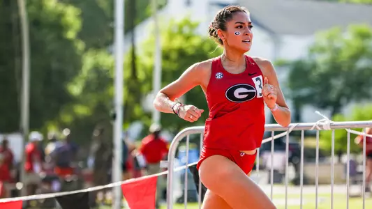 Georgia distance runner Charlotte Augenstein during the fifth annual Torrin Lawrence Memorial at the Spec Towns Track in Athens, Ga., on Friday, April 29, 2022. (Photo by Tony Walsh)