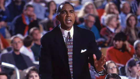 Tubby Smith coaching the Georgia Bulldogs.