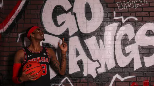 Posed shot of transfer Jalen DeLoach.