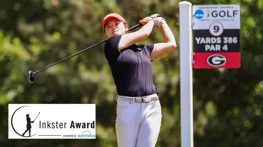 Georgia's Jenny Bae receives the 2023 Juli Inkster Award (action shot by Kari Hodges).