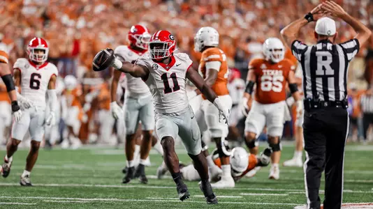 Georgia inside linebacker Jalon Walker (11) during Georgia’s game against Texas at Darrell K Royal-Texas Memorial Stadium in Austin, Texas, on Saturday, Oct. 19, 2024. (Tony Walsh/UGAAA)