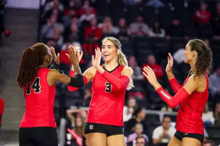 Georgia middle blocker MK Patten (3) during Georgia’s match against Oklahoma in Stegeman Coliseum in Athens, Ga., on Friday, Oct. 18, 2024. (Olivia Wilson/UGAAA)