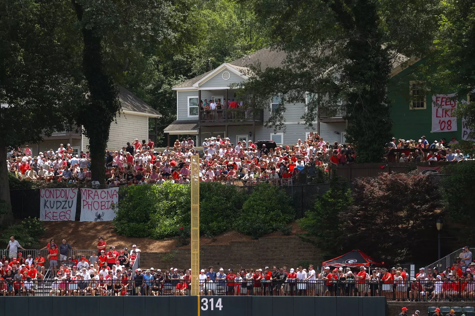 Fans during Georgia’s game against NC State at the NCAA Athens Super Regional at Foley Field in Athens, Ga., on Saturday, June 8, 2024. (Kari Hodges/UGAAA)