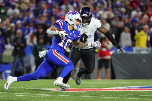 Roquan Smith vs Bills