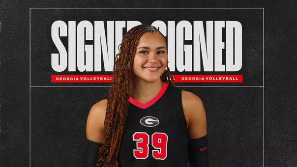 Alyssa Worden Signing Banner