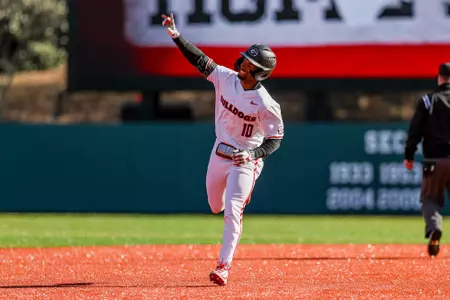 Georgia outfielder/infielder Robbie Burnett (10) during Georgia’s game against UIC at Foley Field in Athens, Ga., on Friday, Feb. 21, 2025. (Conor Dillon/UGAAA)