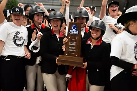 Georgia equestrian celebrates its 2025 national title