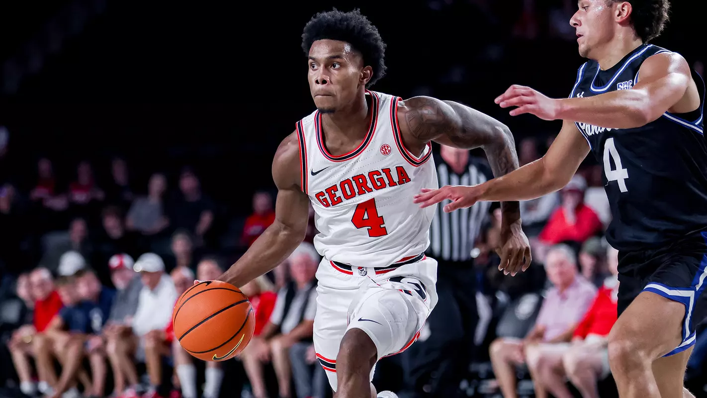 Marcus "Smurf" Millender in a preseason game against Georgia State (photo by Conor Dillon).