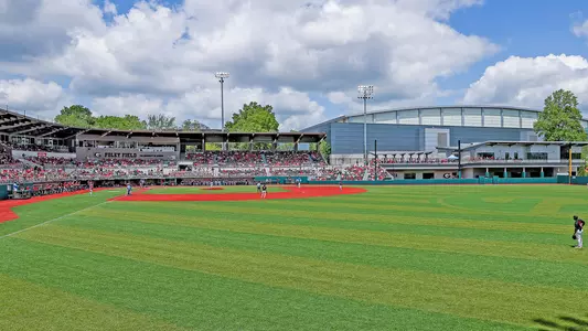 Baseball fans during Georgia’s game against Oklahoma at Foley Field in Athens, Ga., on Saturday, April 26, 2025. (Conor Dillon/UGAAA)