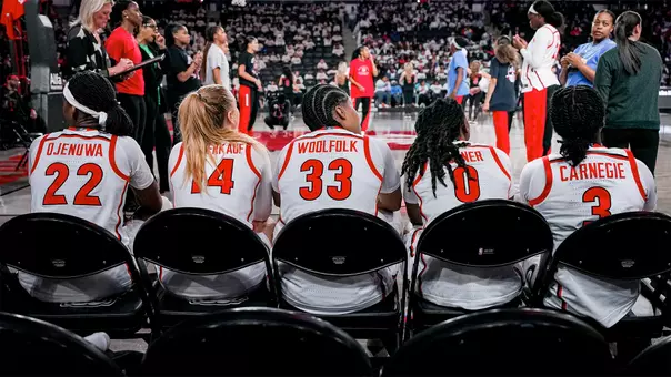 26WBB NCAA Background - Bench