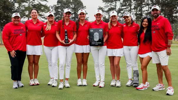 Team photo after winning the 2026 Liz Murphey Collegiate Classic (photo by Conor Dillon).