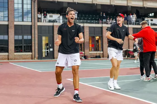 Arda Azkara clinches the win to punch Georgia's ticket to the NCAA Super Regional