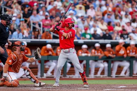 During Georgia’s game against Texas in the 2026 College World Series at Charles Schwab Field in Omaha, Ne., on Tuesday, June 16, 2026. (Conor Dillon/UGAAA)