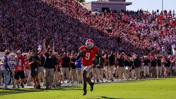 Georgia inside linebacker Chris Cole (9) during Georgia’s game against Oklahoma on Dooley Field at Sanford Stadium in Athens, Ga., on Saturday, Sept. 26, 2026. (Tony Walsh/UGAAA)
