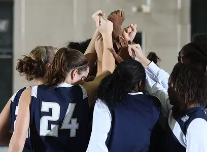 2012-13 Women's Basketball Huddle