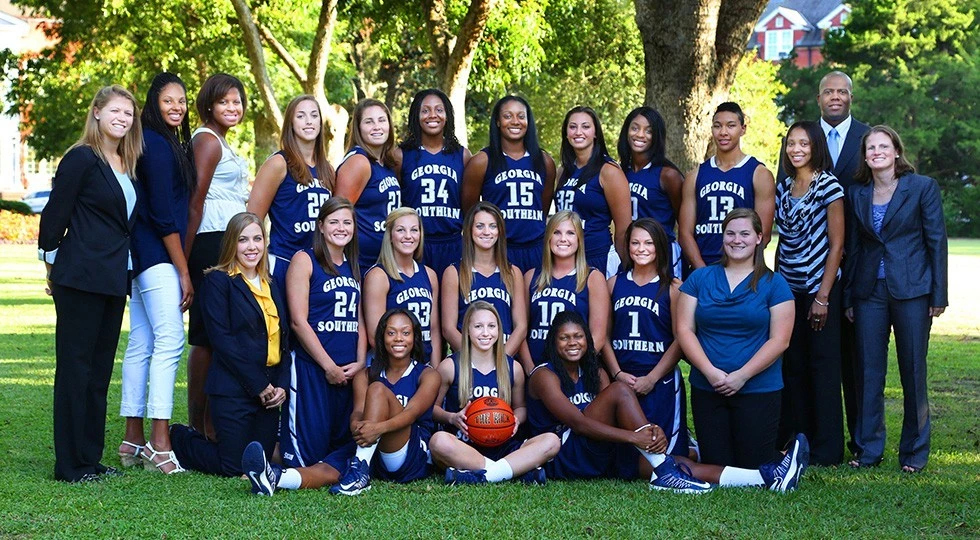 2012-13 women's Basketball Team
