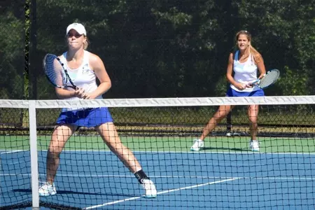 Paola Garrido and Caitlin Kitchen