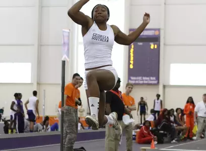 Ashleigh Rasheed competes for the SoCon title in the Pentathlon