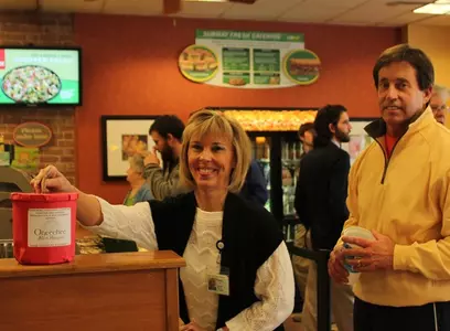 Bryants donating to Ogeechee Area Hospice