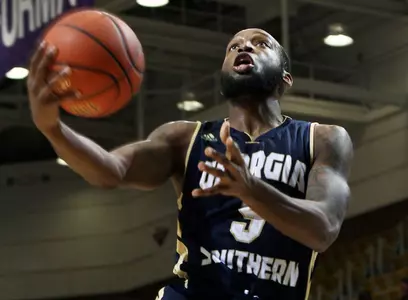 Jelani Hewitt SoCon QFs