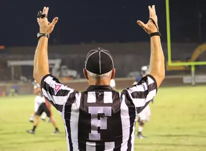 touchdown signal by referee