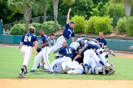 Dog Pile_SoCon Tournament_2014