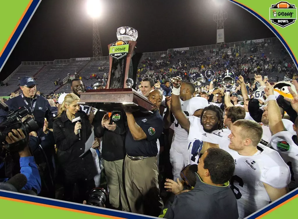 Trophy Raising