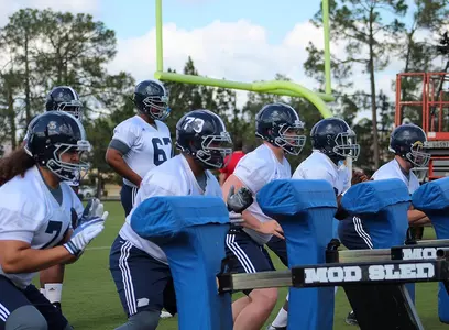 2015 Football Spring Practice