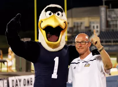 Gus_Dr_Hebert_DayOne2016_MA