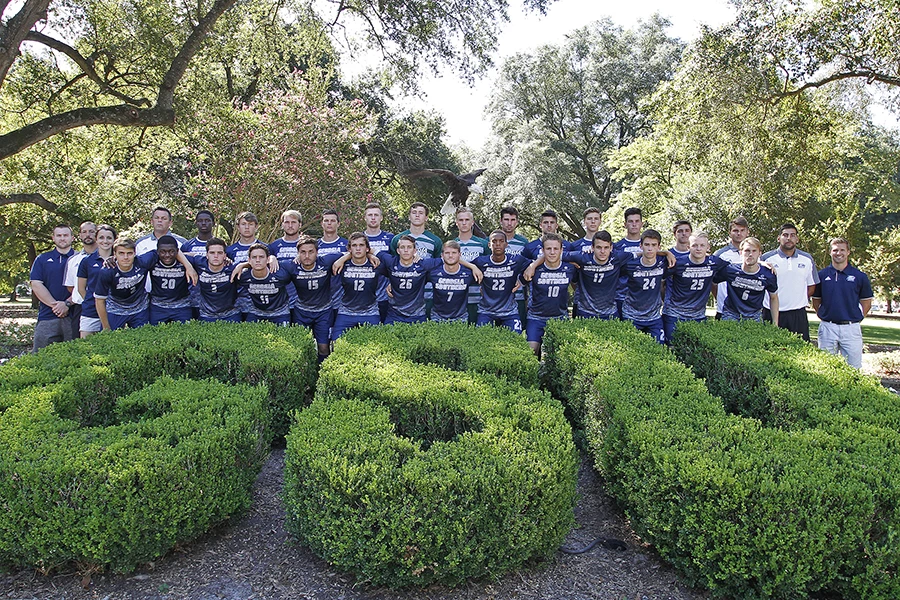 mens_soccer_team_picture_2016