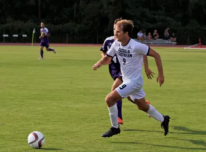 Rector_J_16MSOC_JMU_AH_01