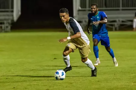 Aldair Cortes FGCU 9-8