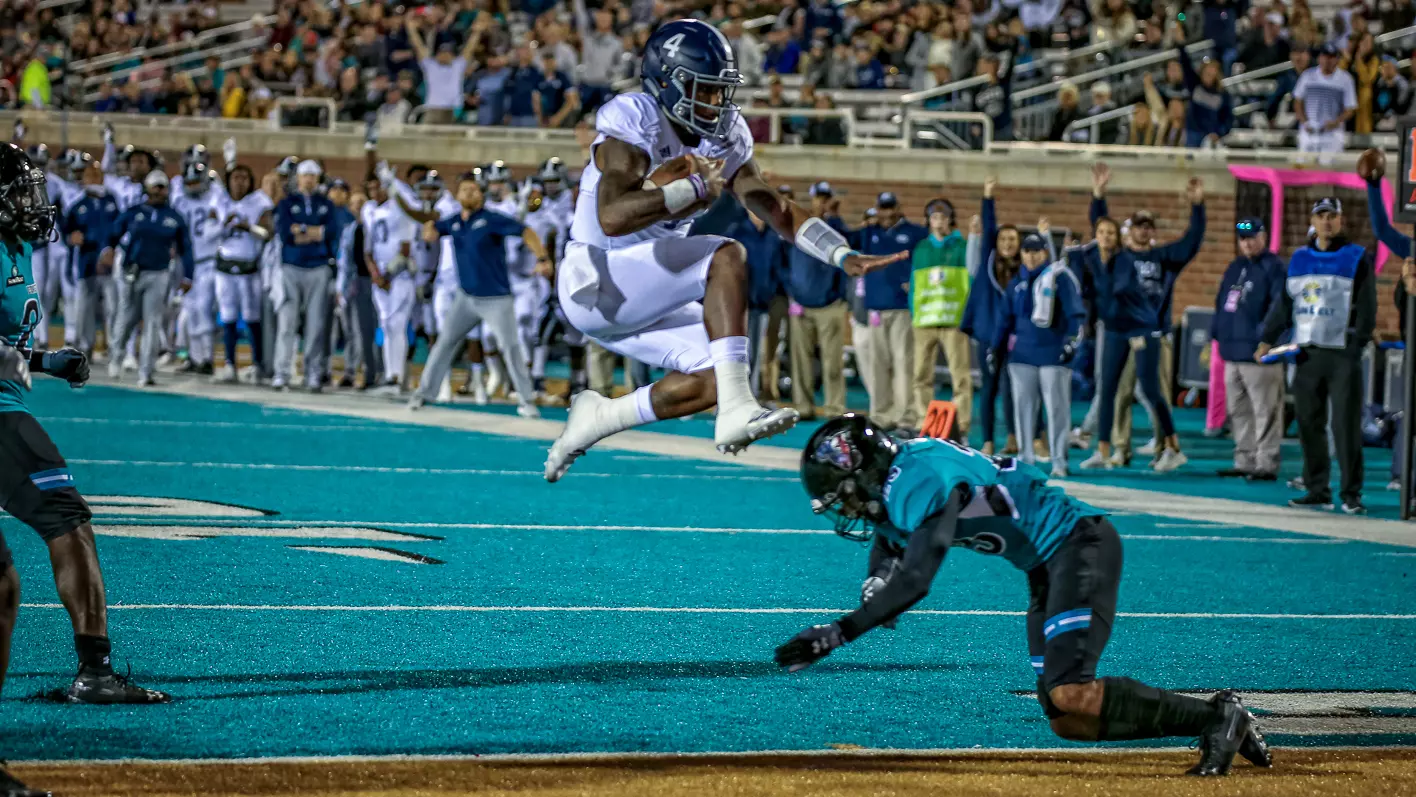 Shai Werts scores at Coastal