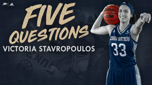 5 Questions Victoria Stavropoulos