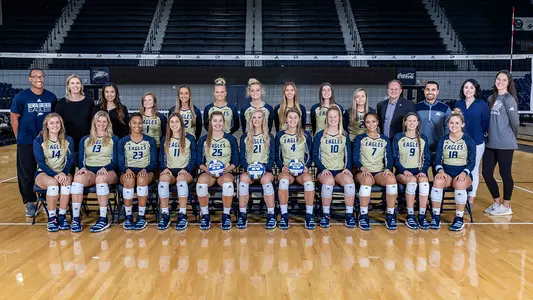 2019 Volleyball Team Picture
