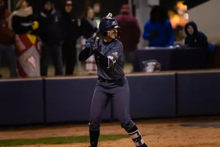 Shelby Wilson Winthrop 2-9